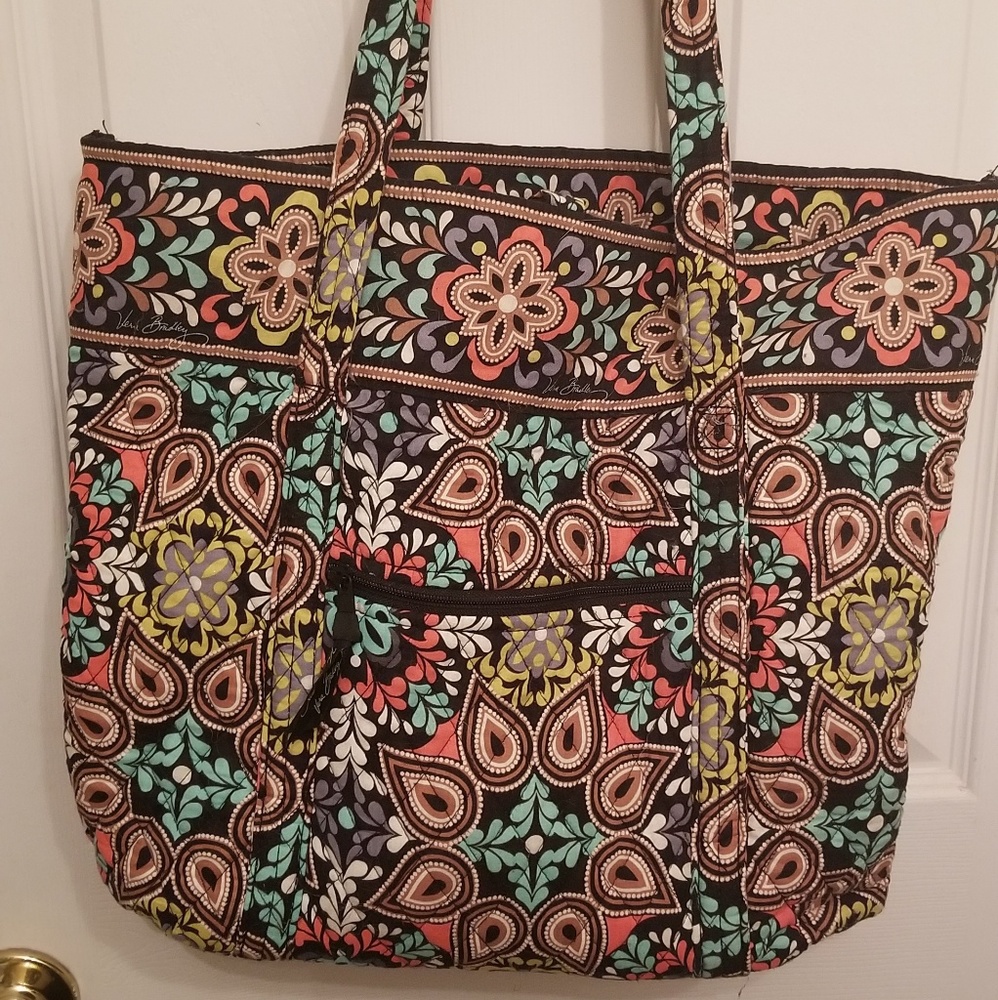Vera Bradley Vera Tote in Sierra